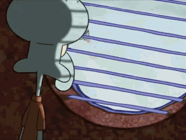 Squidward watching Spongebob & Patrick